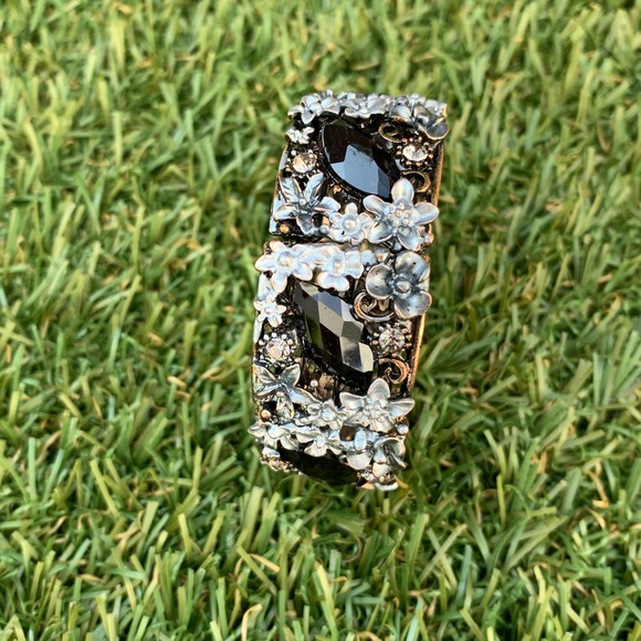 Metal bracelet black beaded crystal - Picture 2 of 4